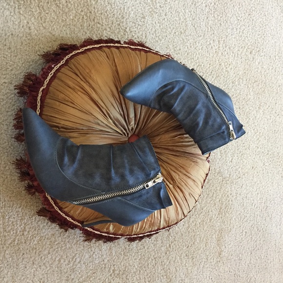 Michael Antonio Ankle Zip Bootie 11 Gray Stiletto - Picture 6 of 8